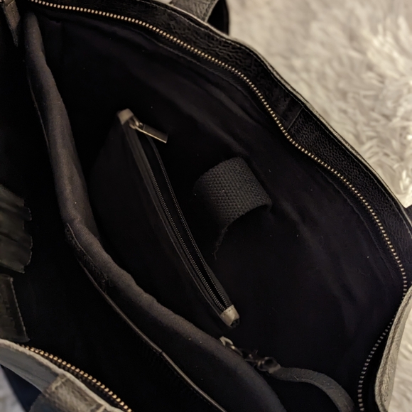 Latico Leathers "Chester" Laptop Bag in Charcoal - Picture 4 of 6